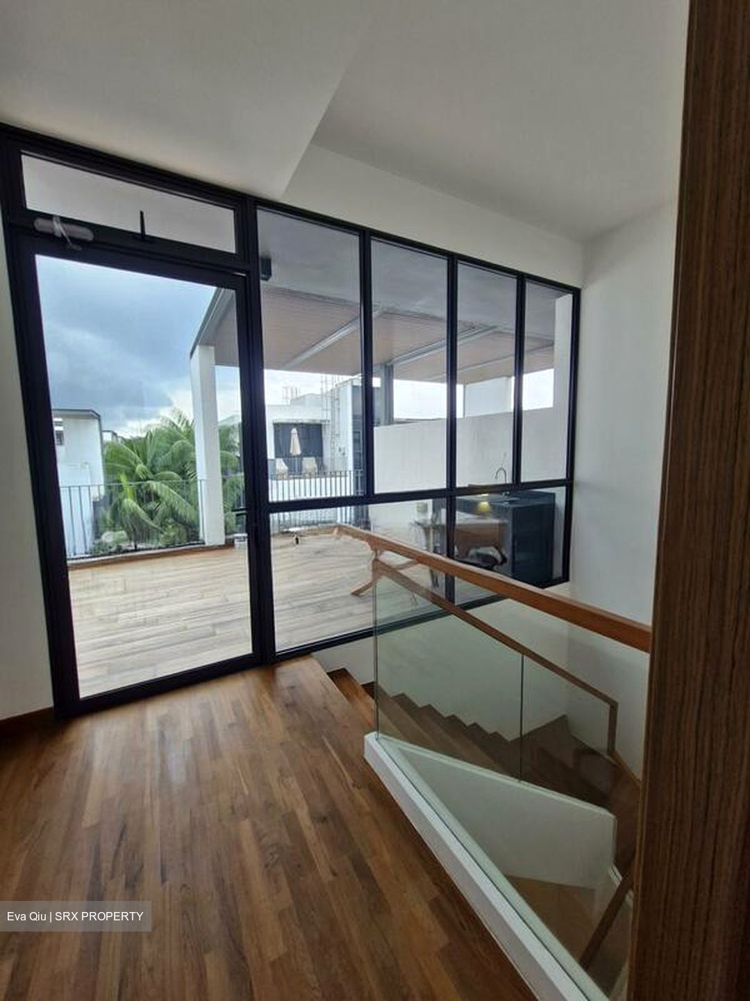 Sunrise Avenue (D28), Terrace #504475511